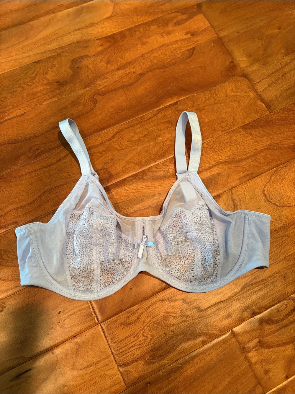 Chantelle Baby Blue Lace Lingerie Bra
Size 38D